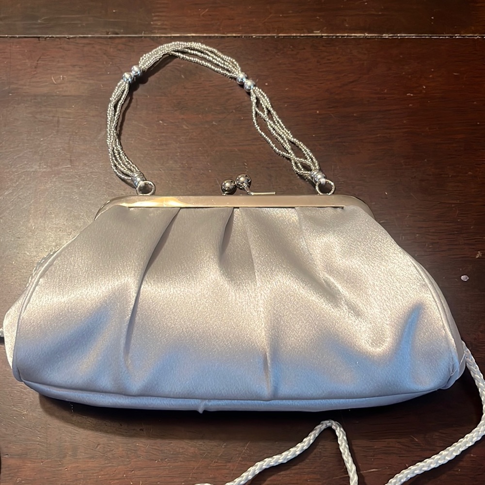 Dressy silver bag